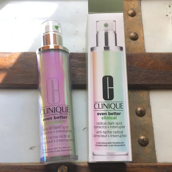New Clinique Even Better Clinical Radical Dark Spot Corrector+Interruptor - Picture 1 of 7